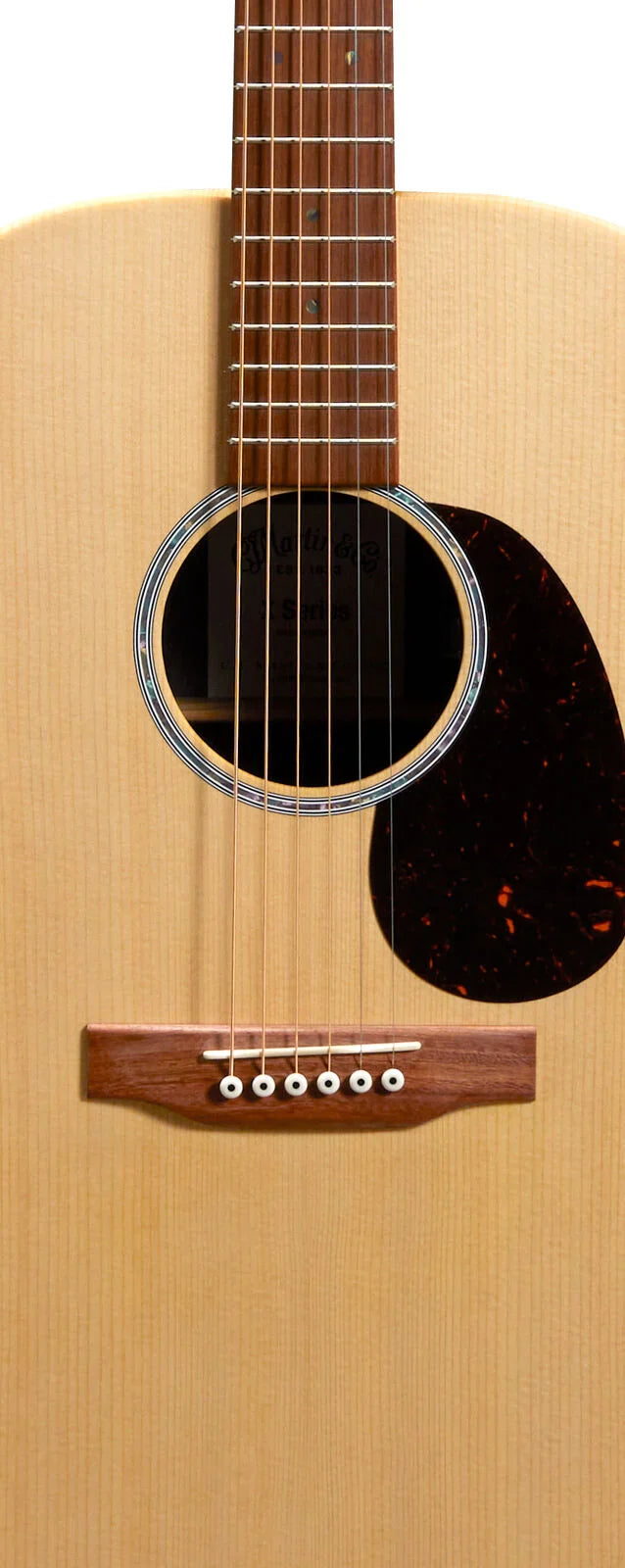 Martin  Westerngitarre D-X2E, Mahogany, Remastered mit Tonabnehmer und Gigbag - Musik-Ebert Gmbh