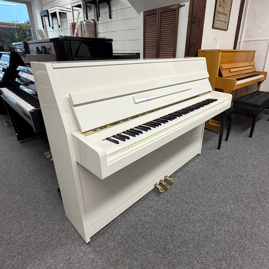 Yamaha Klavier M1JR Occasion – weiß poliert, Bj. 1986, Made in Japan (gebraucht)