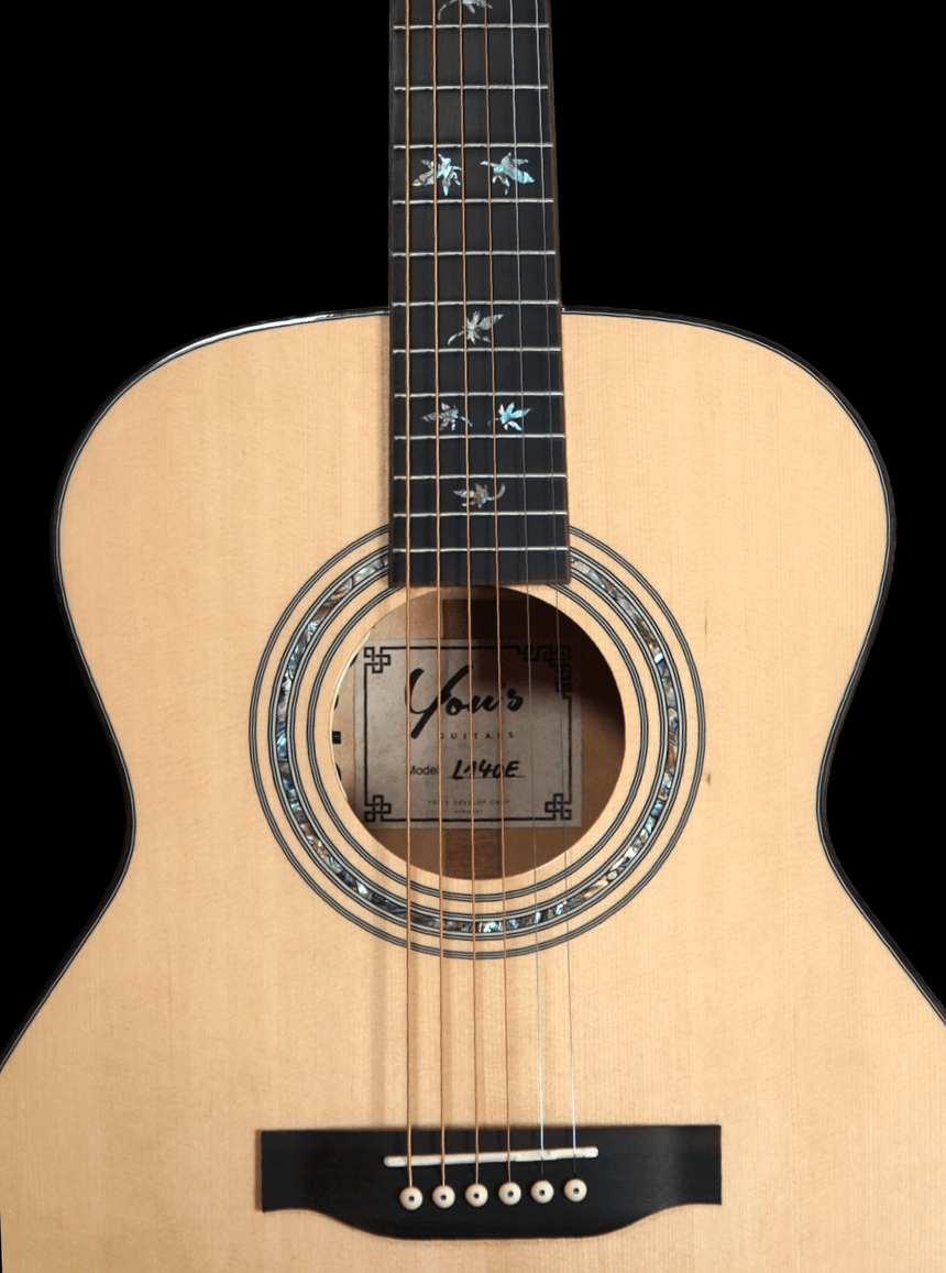 You's Westerngitarre L140E mit Tonabnehmer + Tasche - Musik-Ebert Gmbh