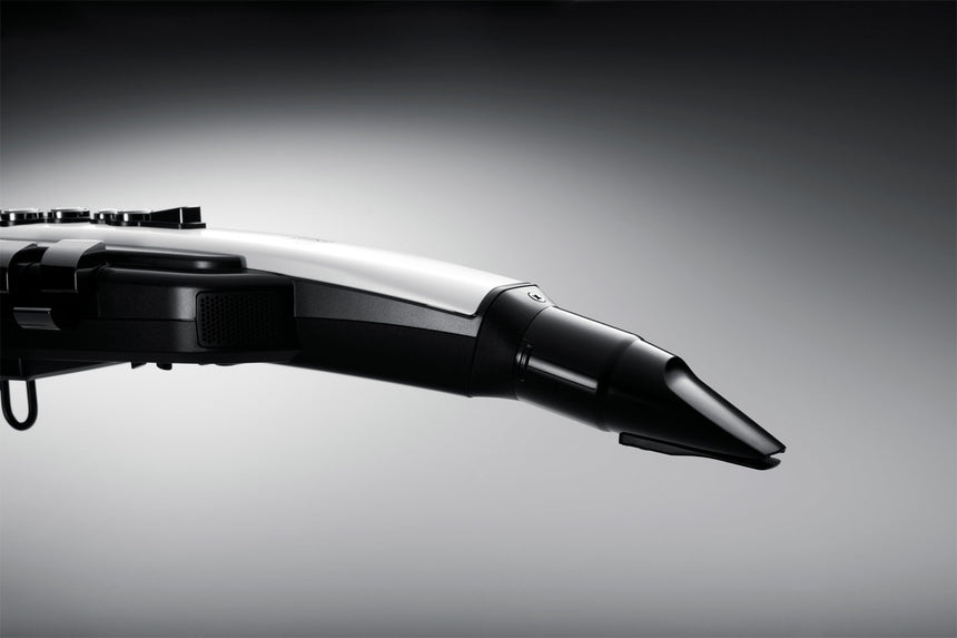 Roland Aerophone AE-20 – Detailaufnahme des Mundstücks mit Bite- und Breath-Sensor