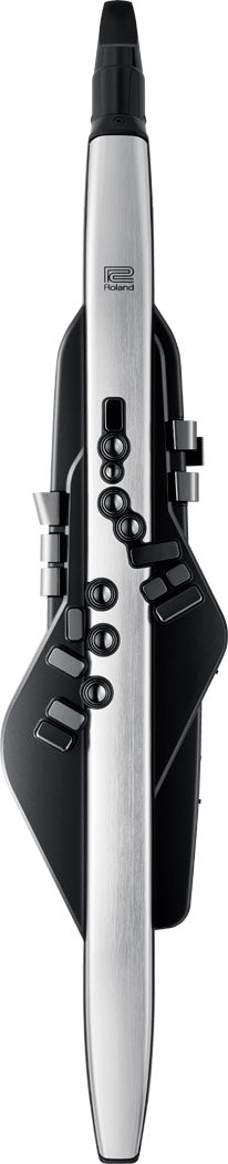 Roland Aerophone Pro AE-30 – Vorderseite mit Saxophon-Griffweise und Bedienelementen
