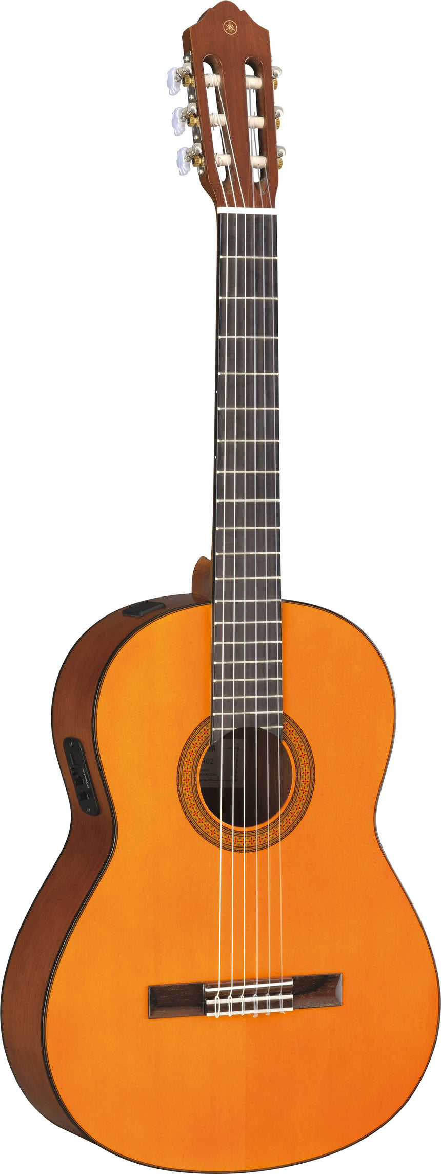 Yamaha CGX102, naturel – vue avant de trois quarts
