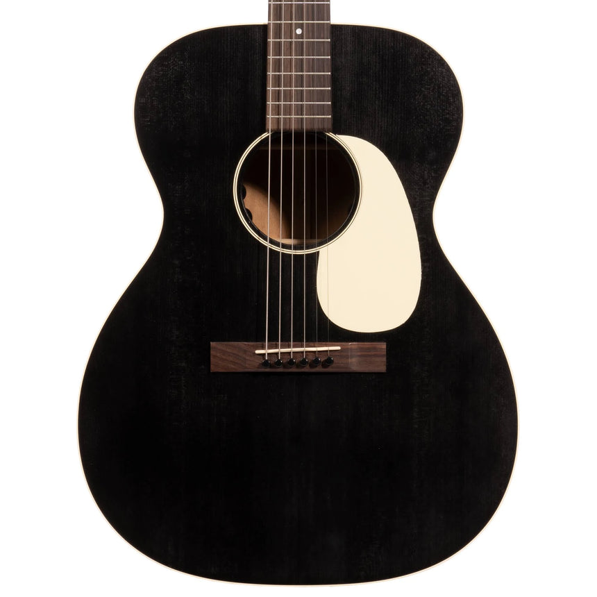 Martin Guitars 000-17E Black Smoke mit Tonabnehmer und Softcase B-Ware - Musik-Ebert Gmbh