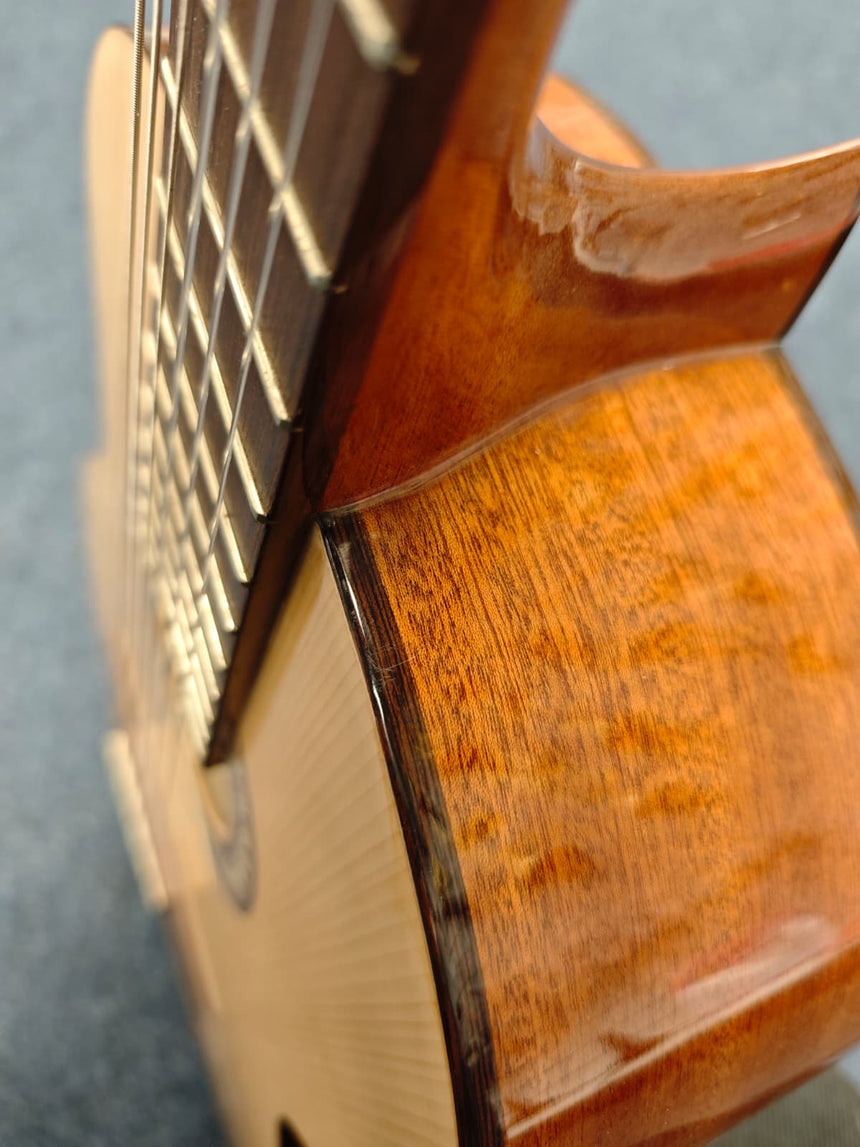 AMANO 4A Konzertgitarre 4/4 B-Ware - Musik-Ebert Gmbh