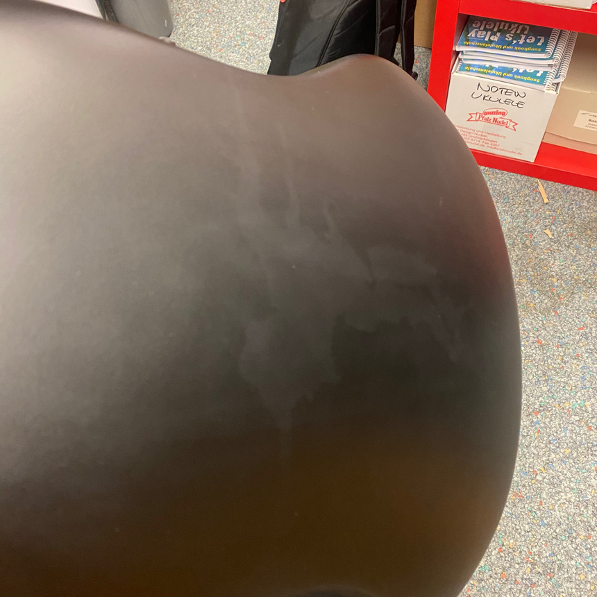 Ovation Ultra 1516PBM-G E-A Pitch Black Elektro-Acousticguitar mit Koffer (B-Ware) - Musik-Ebert Gmbh