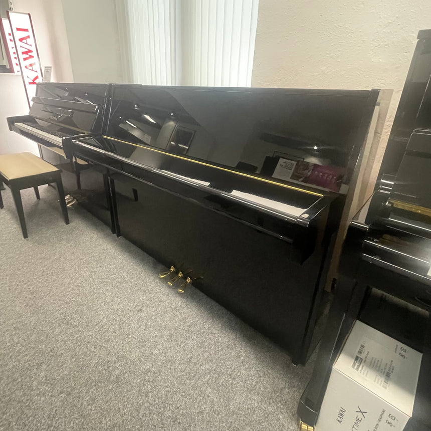 Yamaha Klavier M 108 Occasion schwarz poliert Original made in Japan Bj. 1993, sehr guter Zustand (gebraucht)