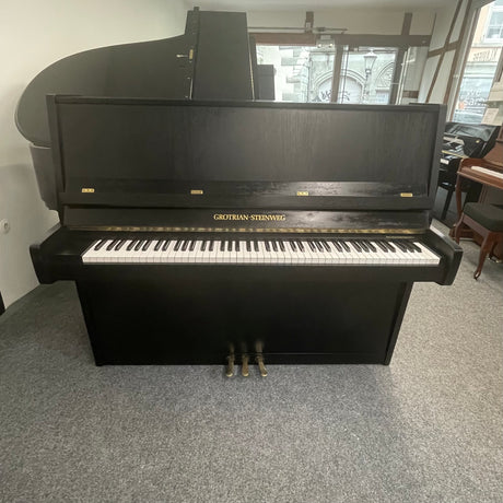 GROTRIAN STEINWEG 122 College Occasion Bj. 1991, sehr guter Zustand (gebraucht)
