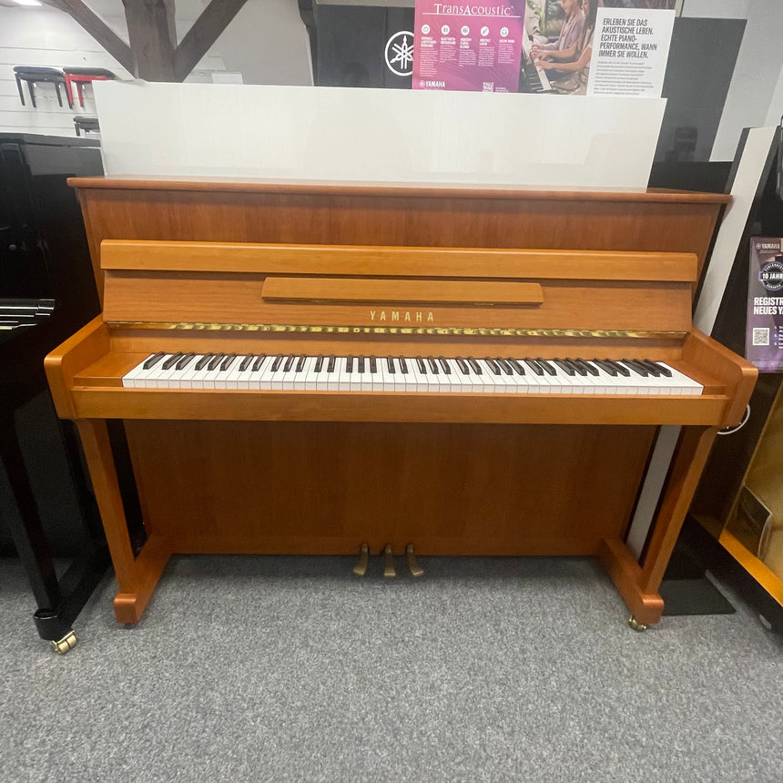 Yamaha Klavier P112 Kirsche Occasion Bj. 2005, sehr guter Zustand (gebraucht)