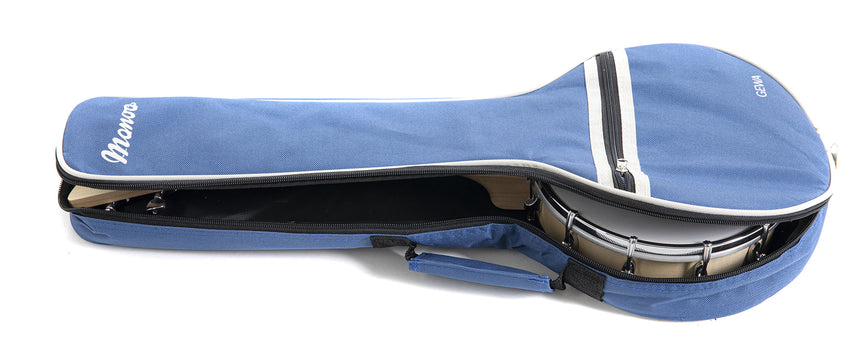 VGS Manoa Banjo-Ukulele VG512550 mit weißem Fell – in der mitgelieferten blauen Tasche