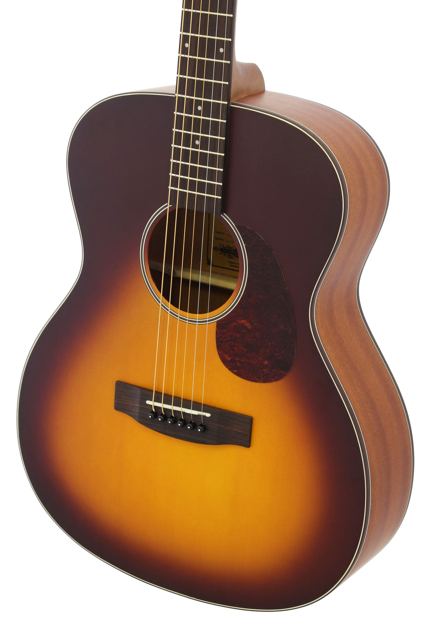 ARIA 101 MTTS Akustikgitarre Tobacco Set inkl. Tasche, Gurt, Kapodaster und Tuner