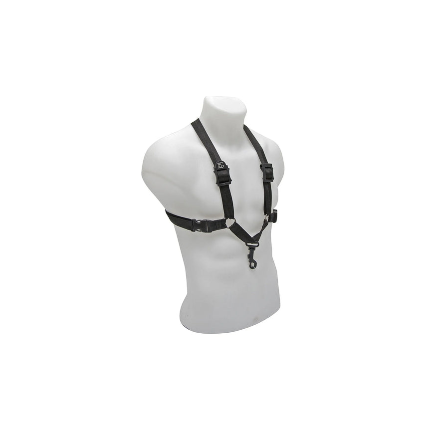 BG S40SH Saxophongurt Men M/L, Schwarz, Men M/L – Schräge Vorderansicht am Oberkörpermodell