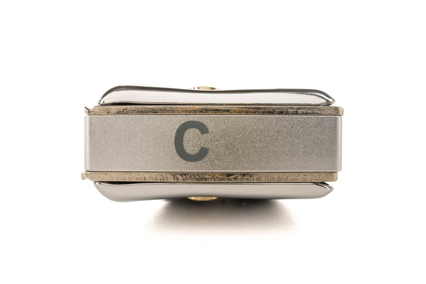 Hohner Meisterklasse MS in C, verchromt – Stirnansicht mit Tonartkennzeichnung C