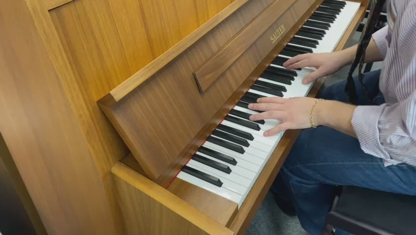 SAUTER Klavier 108 Occasion Nussbaum Bj. 1972, sehr guter Zustand mit Renner Mechanik (gebraucht)