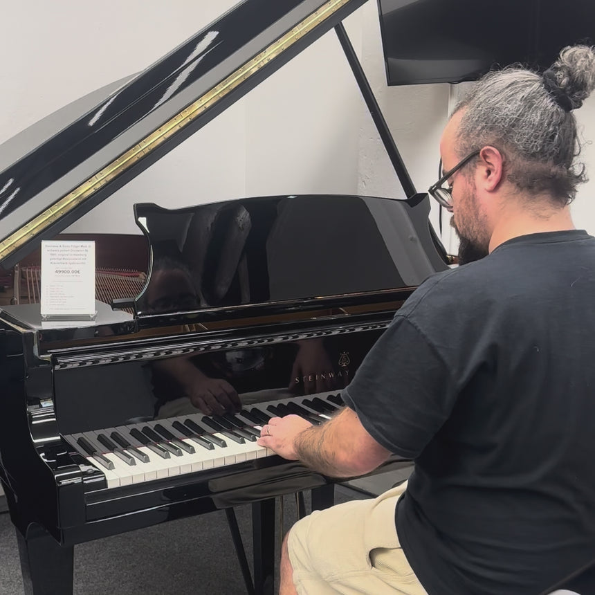 Steinway & Sons Flügel Mod. O schwarz poliert Occasion Bj. 1985, original in Hamburg gefertigt Bestzustand mit Klavierbank (gebraucht)